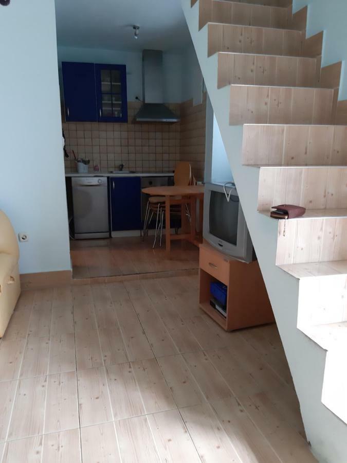 Apartments Lina Karlobag Eksteriør bilde